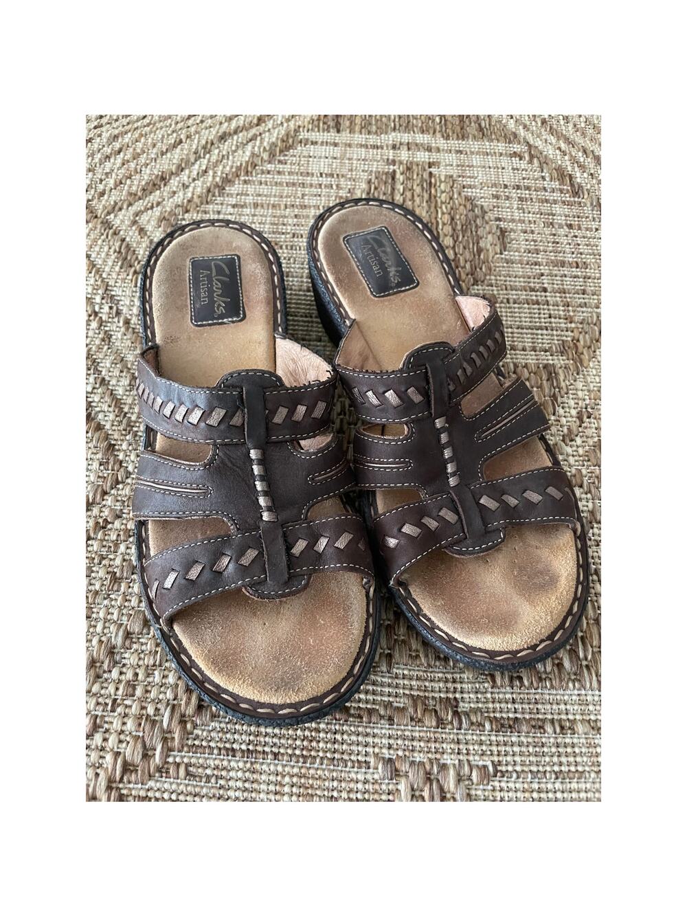 Clarks Artisan Brown leather slides mules SZ 9.5 wedge sandals